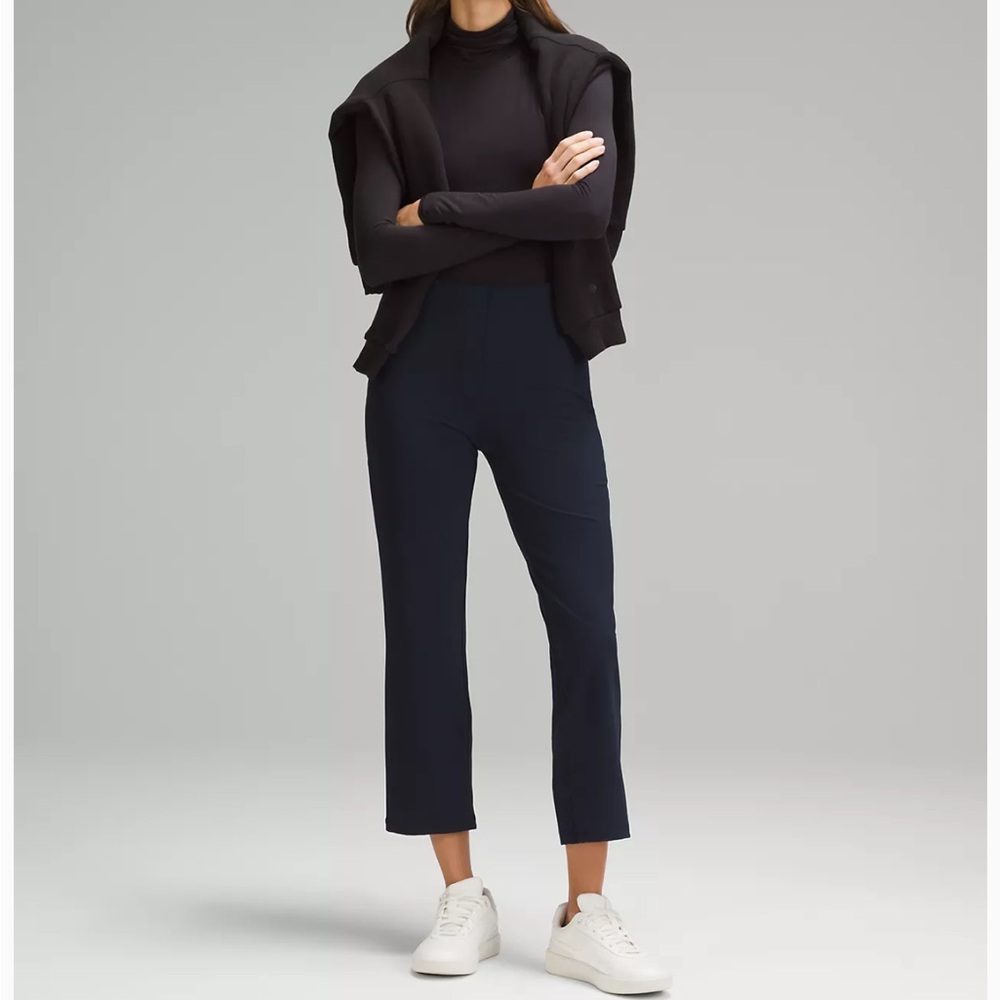 Smooth Fit Pull-On High-Rise Cropped Pant - Picture 1 of 3